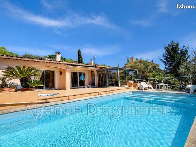 Villa 4 pièces 126 m²