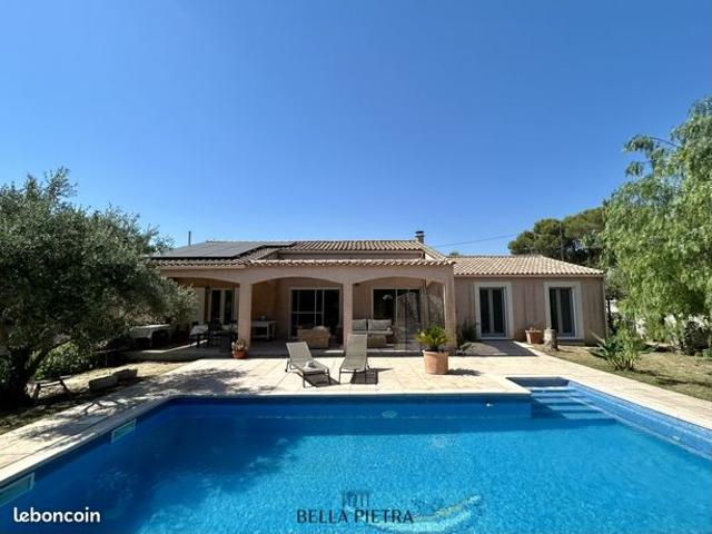 Villa 4 pièces 126 m²