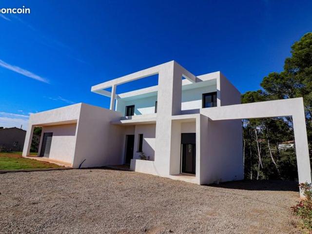Villa 4 pièces 126 m²