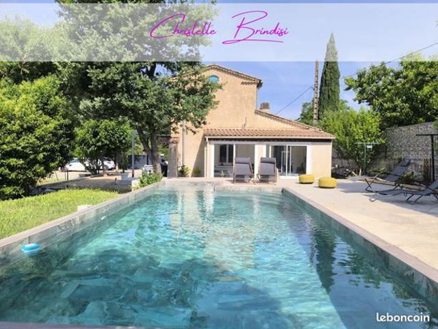 Villa 4 pièces 127 m²