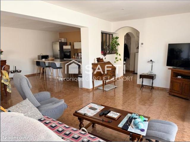 Villa 4 pièces 127 m²