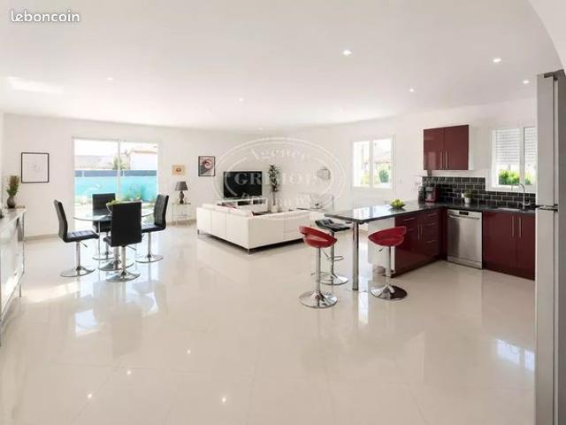 Villa 4 pièces 127 m²