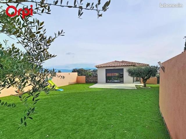 Villa 4 pièces 127 m²