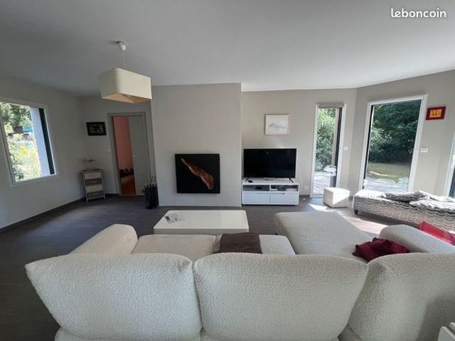Villa 4 pièces 127 m²