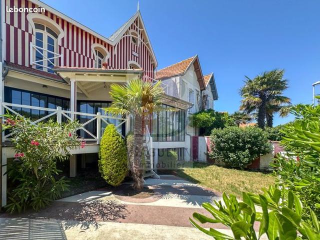 Villa 4 pièces 127 m²