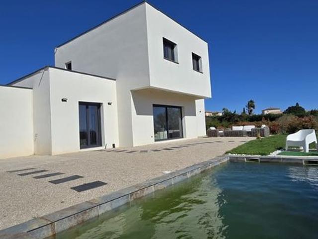 Villa 4 pièces 127 m²