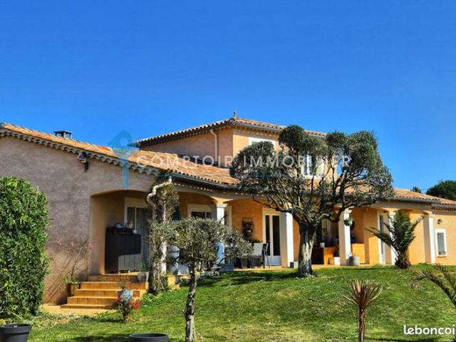 Villa 4 pièces 128 m²