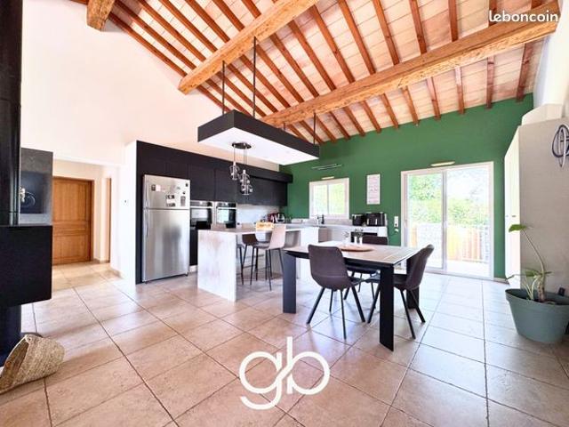 Villa 4 pièces 128 m²