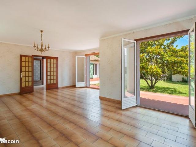 Villa 4 pièces 129 m²