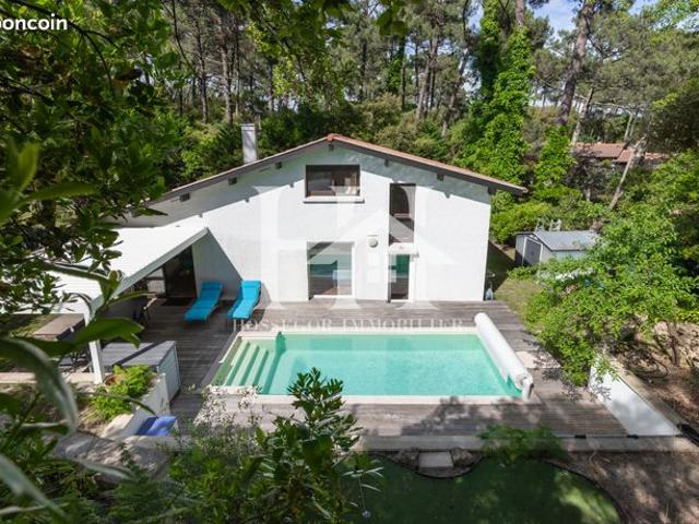 Villa 4 pièces 130 m²