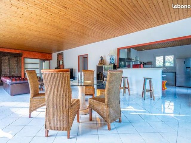 Villa 4 pièces 130 m²