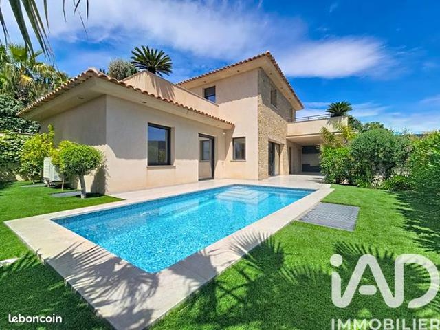 Villa 4 pièces 130 m²