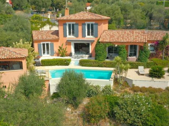 Villa 4 pièces 130 m²