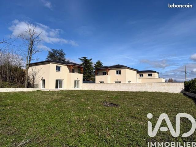 Villa 4 pièces 130 m²