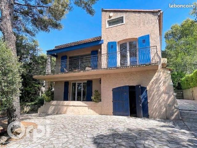 Villa 4 pièces 130 m²