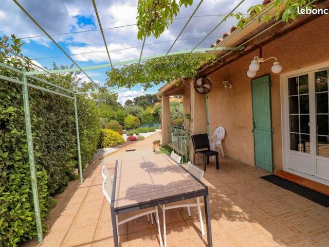 Villa 4 pièces 130 m²