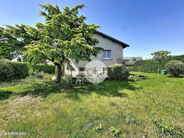 Villa 4 pièces 130 m²