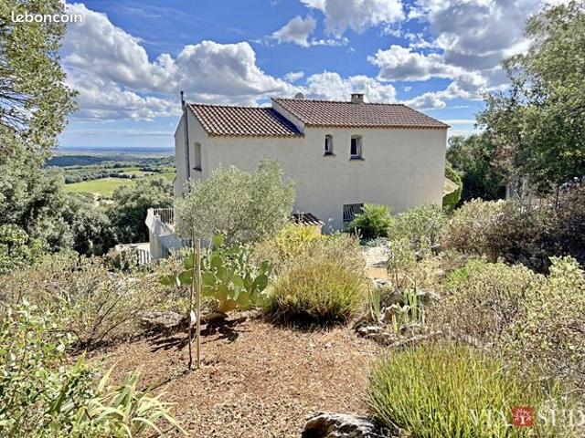 Villa 4 pièces 130 m²