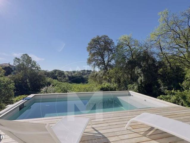 Villa 4 pièces 130 m²