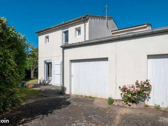 Villa 4 pièces 132 m²
