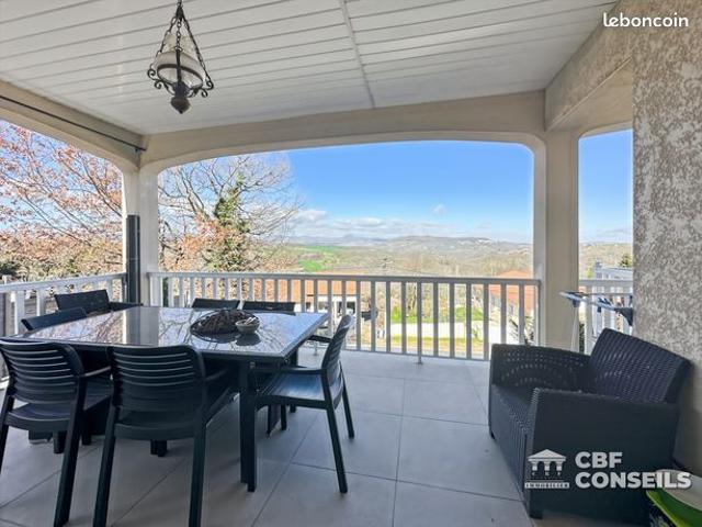 Villa 4 pièces 132 m²
