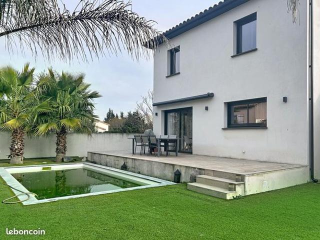 Villa 4 pièces 132 m²