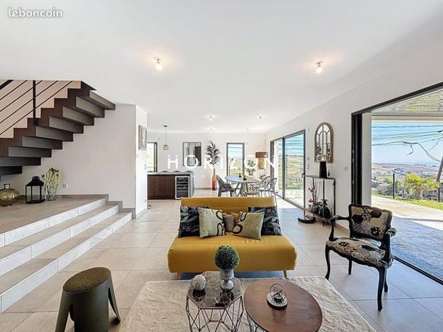 Villa 4 pièces 133 m²