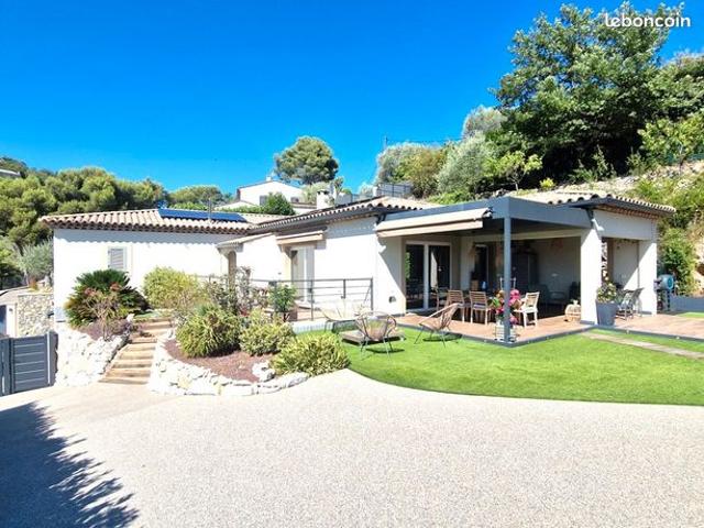Villa 4 pièces 133 m²