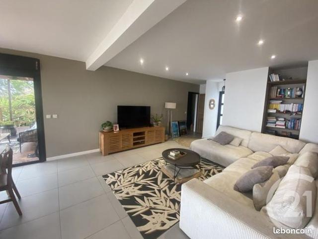 Villa 4 pièces 133 m²