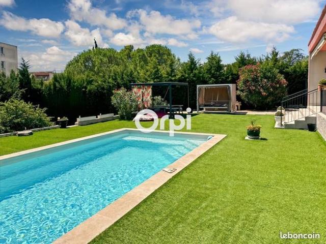 Villa 4 pièces 134 m²