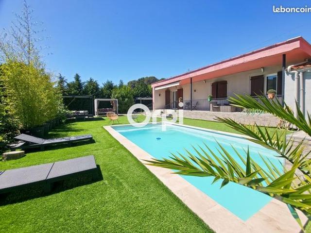 Villa 4 pièces 134 m²