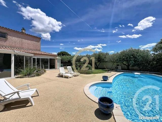 Villa 4 pièces 135 m²