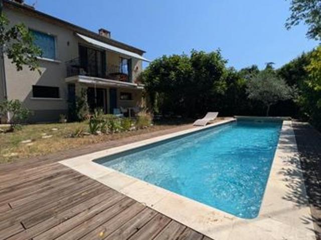 Villa 4 pièces 135 m²