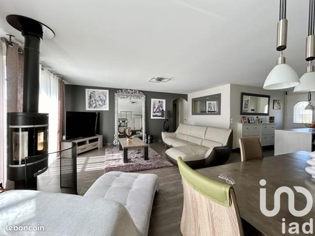 Villa 4 pièces 136 m²
