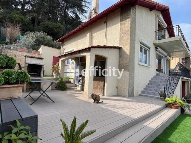 Villa 4 pièces 136 m²