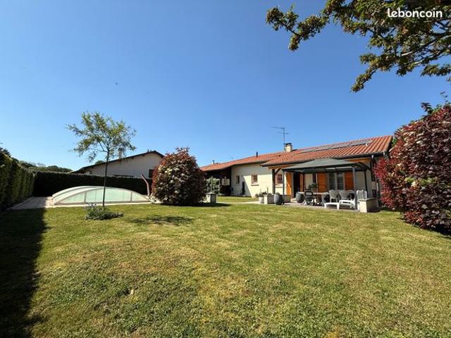 Villa 4 pièces 137 m²