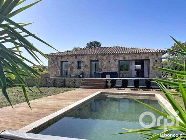 Villa 4 pièces 137 m²
