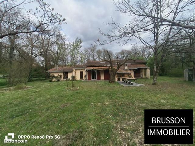 Villa 4 pièces 137 m²