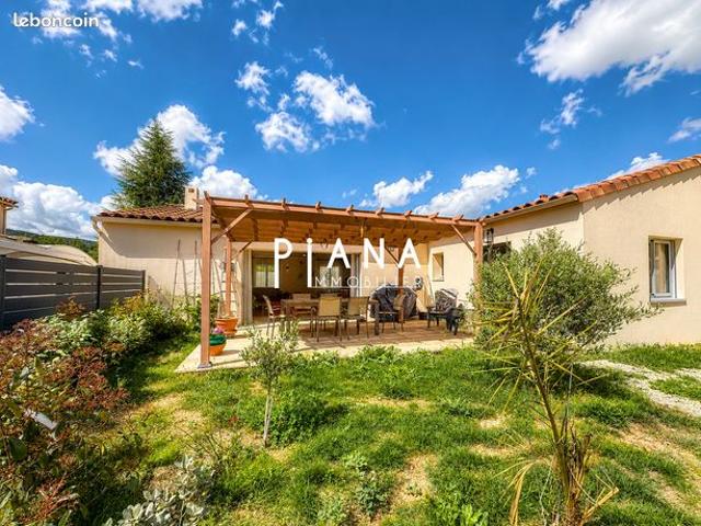 Villa 4 pièces 137 m²