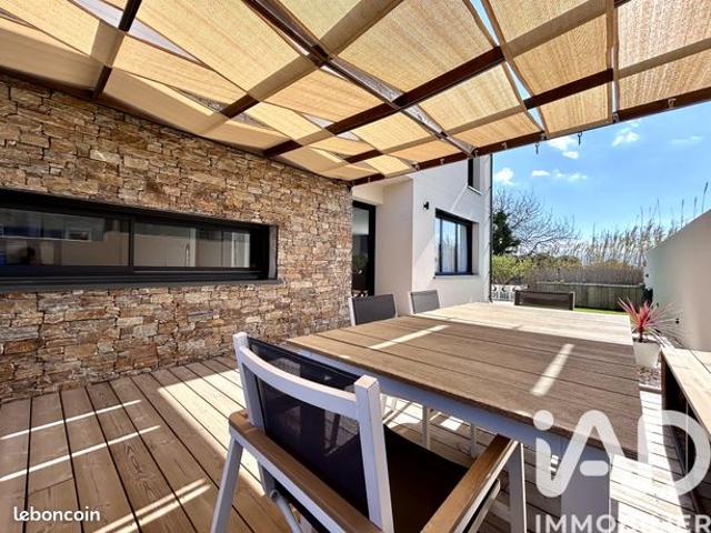 Villa 4 pièces 138 m²