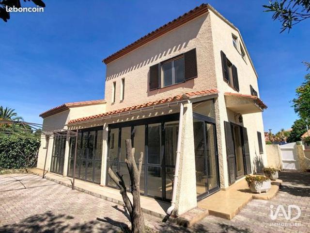 Villa 4 pièces 138 m²