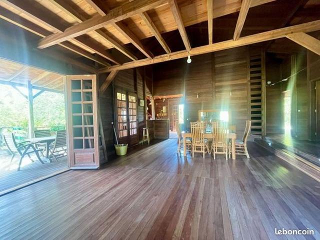 Villa 4 pièces 138 m²