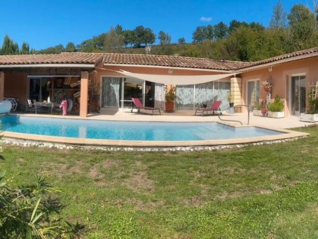Villa 4 pièces 139 m²