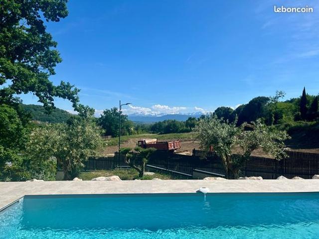 Villa 4 pièces 139 m²