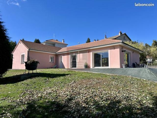 Villa 4 pièces 140 m²