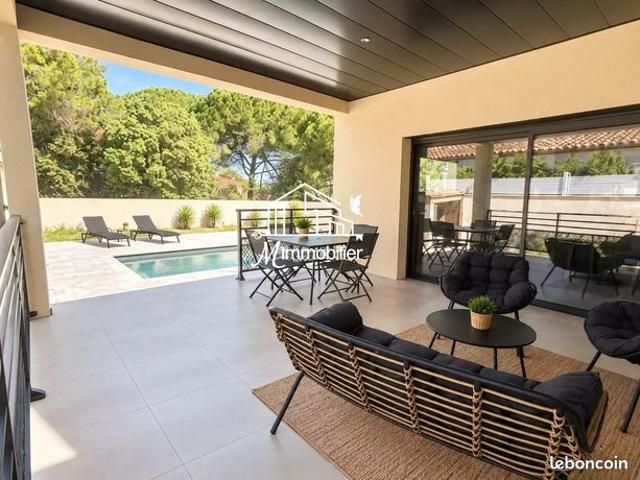 Villa 4 pièces 140 m²