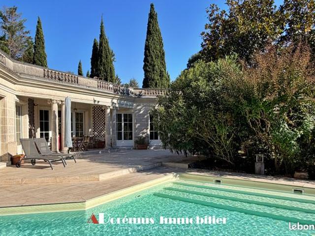 Villa 4 pièces 140 m²