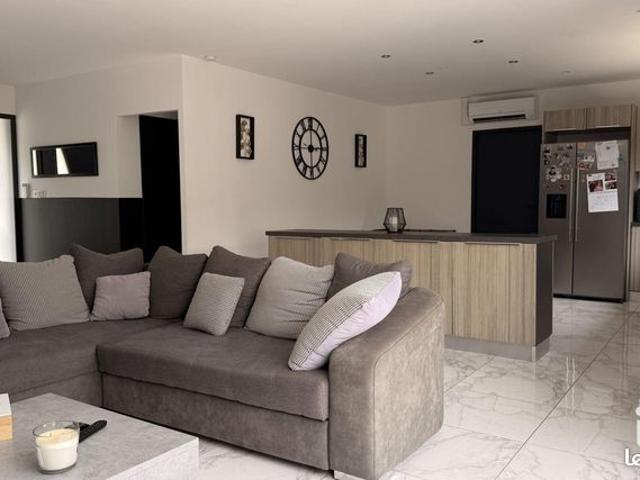 Villa 4 pièces 140 m²