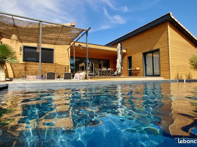 Villa 4 pièces 140 m²