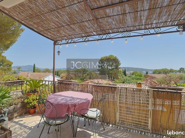 Villa 4 pièces 141 m²